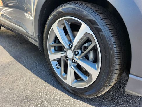 Used 2020 Hyundai Kona Limited AWD/4WD image 32