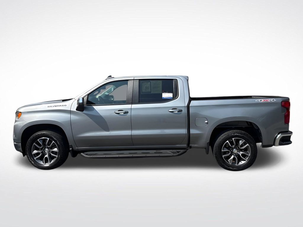 Used 2023 Chevrolet Silverado 1500 LT AWD/4WD image 4