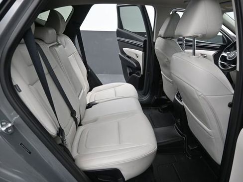Used 2024 Hyundai Tucson SEL w/ Convenience Package FWD image 10