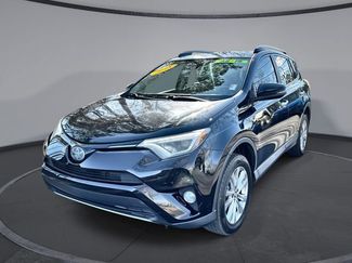 Used 2018 Toyota RAV4 Limited video 1