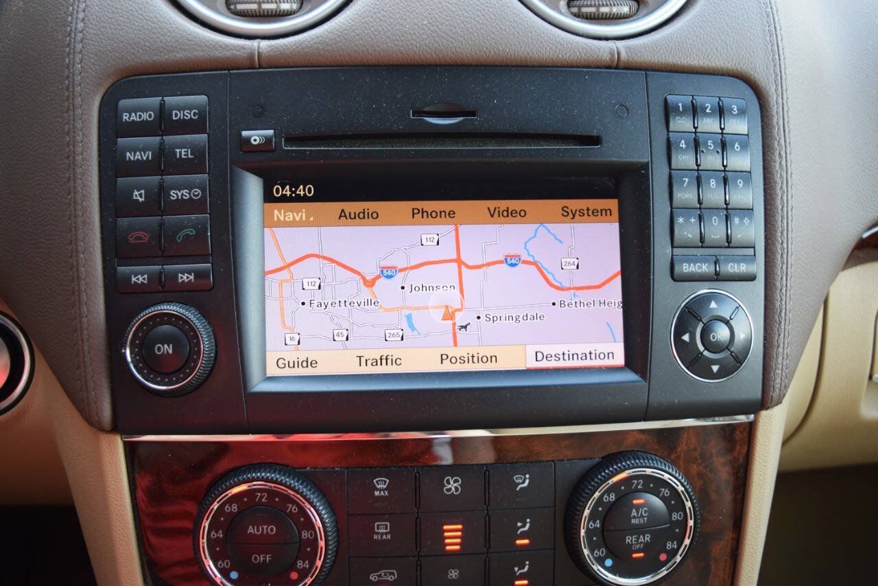 Used 2012 Mercedes-Benz GL 320 BlueTEC 4MATIC image 30