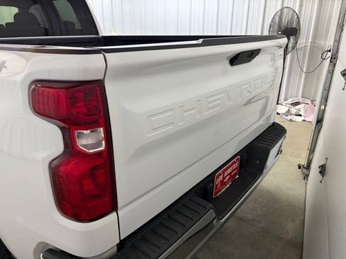 Used 2019 Chevrolet Silverado 1500 W/T w/ WT Safety Package AWD/4WD image 6