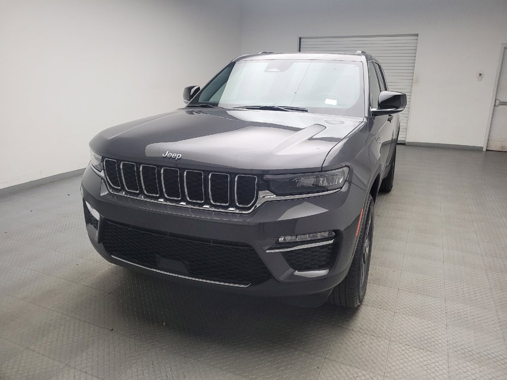 Used 2025 Jeep Grand Cherokee Limited 4xe AWD/4WD image 15