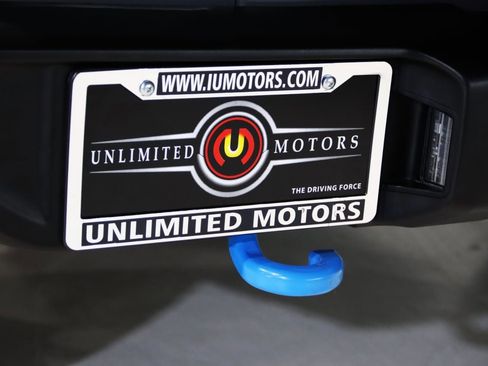 Used 2022 Jeep Wrangler Unlimited Sahara w/ Cold Weather Group image 13