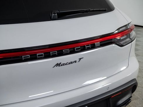 New 2026 Porsche Macan Turbo image 37