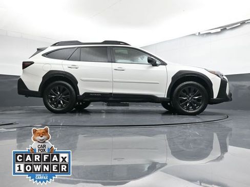 Used 2025 Subaru Outback Onyx Edition XT AWD/4WD image 34