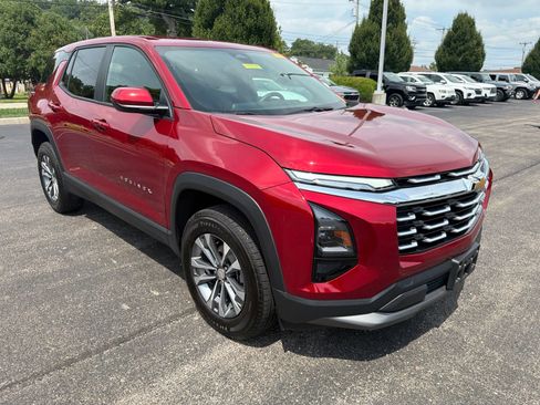 Certified 2026 Chevrolet Equinox LT FWD image 7
