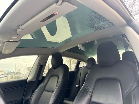 Used 2018 Tesla Model 3 Long Range image 25