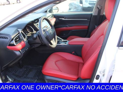 Used 2020 Toyota Camry XSE image 15