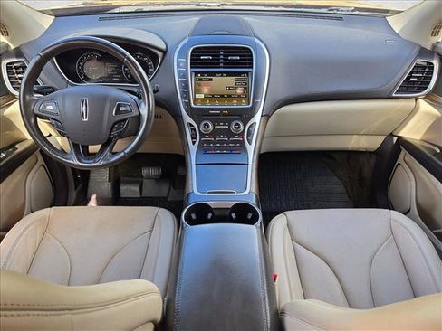Used 2017 Lincoln MKX Reserve w/ Lincoln MKX Climate Package AWD/4WD image 20