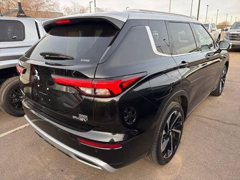 Used 2024 Mitsubishi Outlander SEL image 3