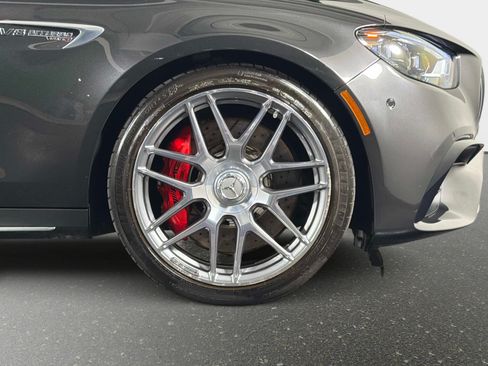 Used 2023 Mercedes-Benz E 63 AMG S image 3