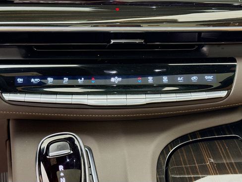 Used 2023 Cadillac Escalade ESV Sport w/ Touring Package image 16