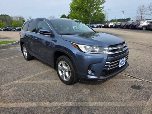 Used 2017 Toyota Highlander Limited AWD/4WD image 5