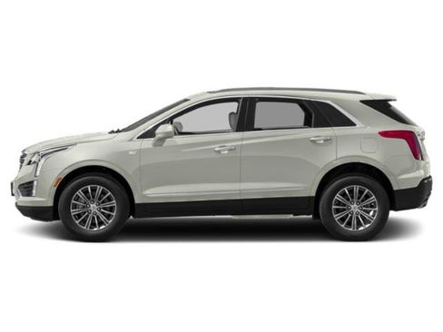 Used 2019 Cadillac XT5 Premium Luxury FWD image 3