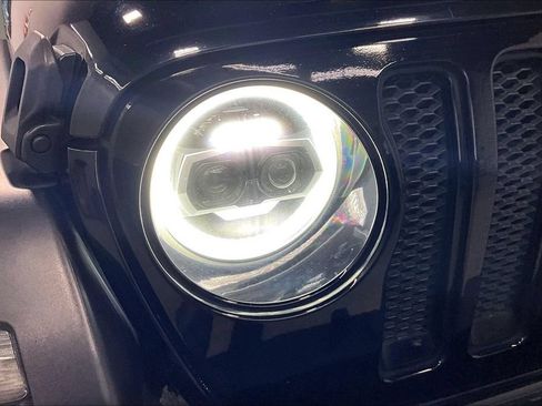 Used 2022 Jeep Wrangler Unlimited Sport AWD/4WD image 29