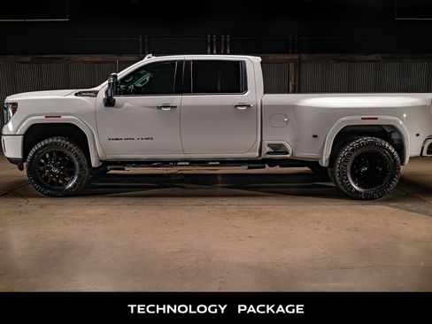 Used 2020 GMC Sierra 3500 Denali w/ Denali Ultimate Package AWD/4WD image 6