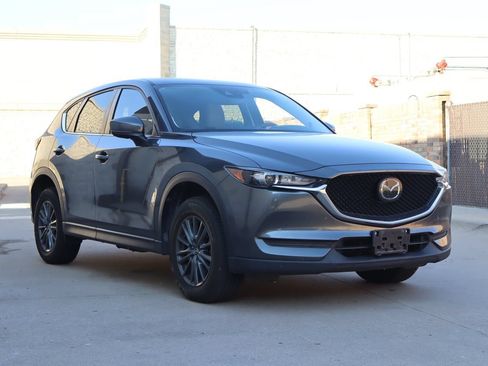 Used 2020 MAZDA CX-5 Touring FWD image 2