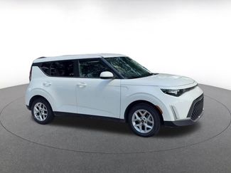 Used 2025 Kia Soul LX w/ LX Technology Package FWD video 2