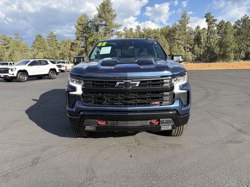 Used 2022 Chevrolet Silverado 1500 LT Trail Boss w/ Convenience Package II AWD/4WD image 7