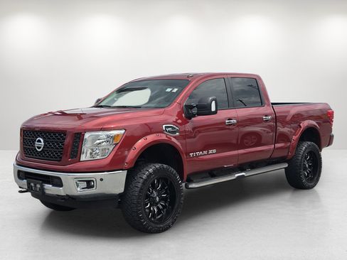 Used 2019 Nissan Titan SV w/ SV Convenience Package AWD/4WD image 1