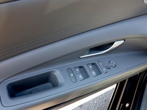 Used 2024 Hyundai Elantra SE image 35