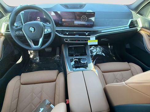 New 2026 BMW X5 xDrive40i w/ Parking Assistance Package image 15