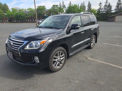 Used 2014 Lexus LX 570 4WD image 6