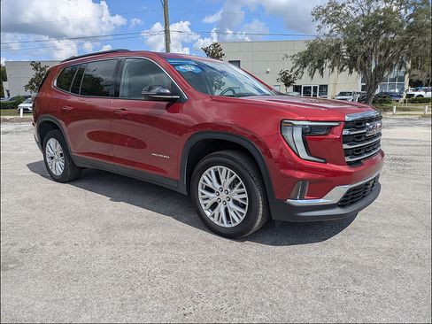 Used 2026 GMC Acadia Elevation w/ Elevation Premium Package FWD image 2