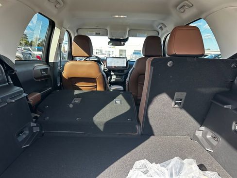 New 2025 Ford Bronco Sport Outer Banks w/ Topo Graphic Package image 59