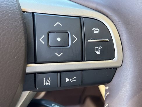 Used 2017 Lexus ES 350 w/ Luxury Package image 22