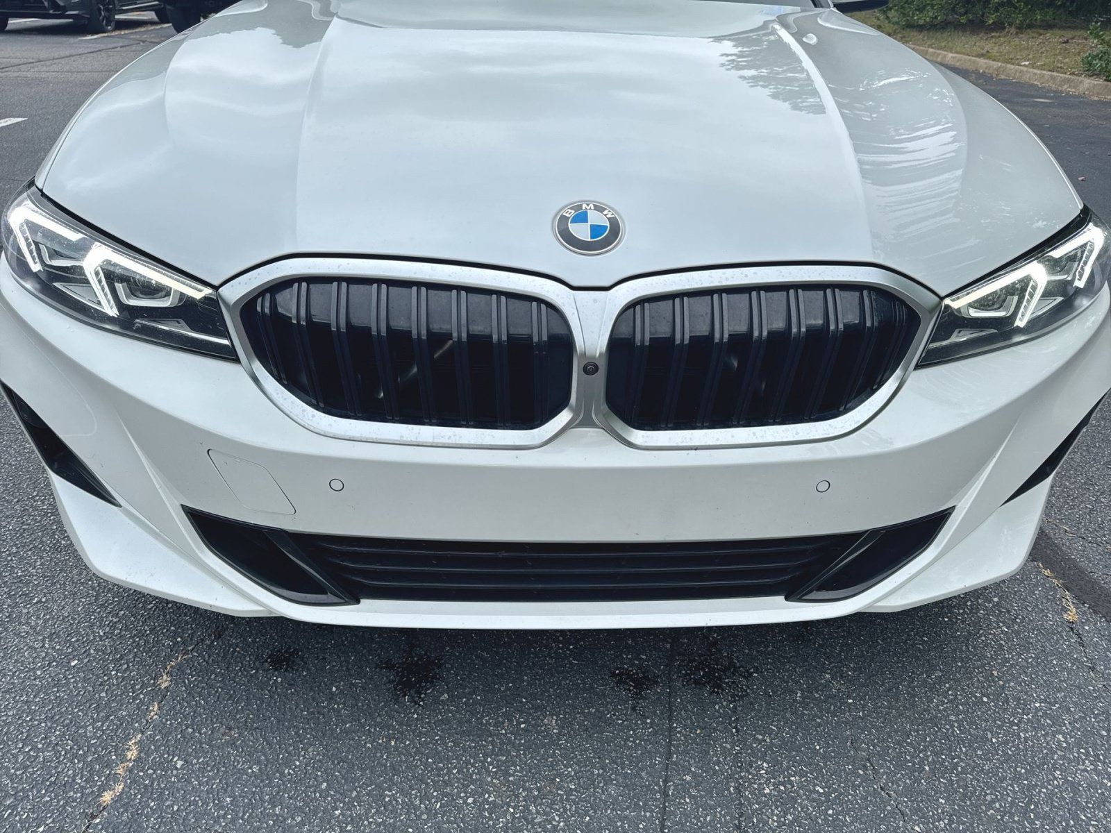 Used 2024 BMW 330i Sedan w/ Premium Package RWD image 4