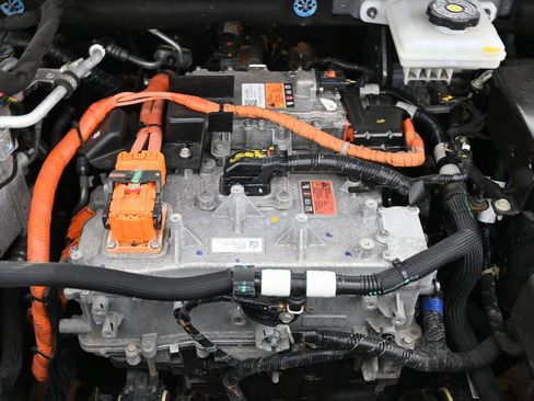 Used 2024 Chevrolet Equinox EV RS image 41