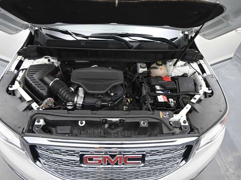 Used 2019 GMC Acadia Denali w/ Technology Package AWD/4WD image 25
