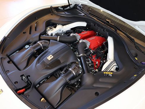 Used 2021 Ferrari Roma RWD image 64