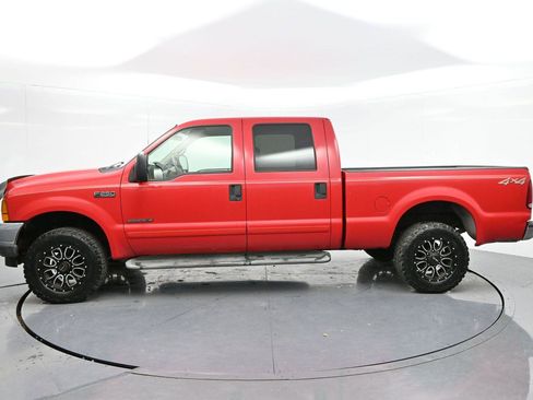 Used 2001 Ford F250 Lariat image 4