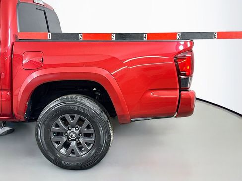 Used 2023 Toyota Tacoma SR5 AWD/4WD image 38