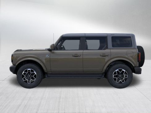 New 2025 Ford Bronco Outer Banks image 3