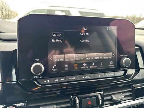 Certified 2024 Nissan Pathfinder SV image 16