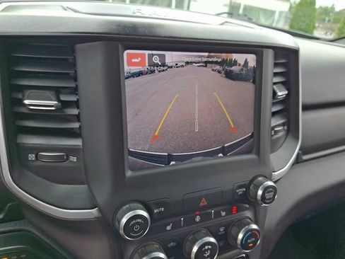 Used 2022 RAM 1500 Big Horn AWD/4WD image 18