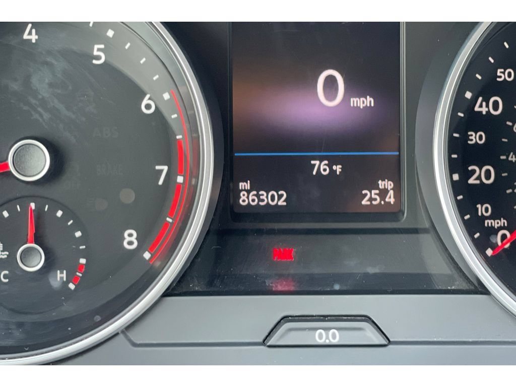 Used 2019 Volkswagen Tiguan SE AWD/4WD image 39