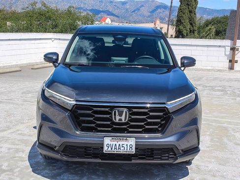 Certified 2025 Honda CR-V LX image 2