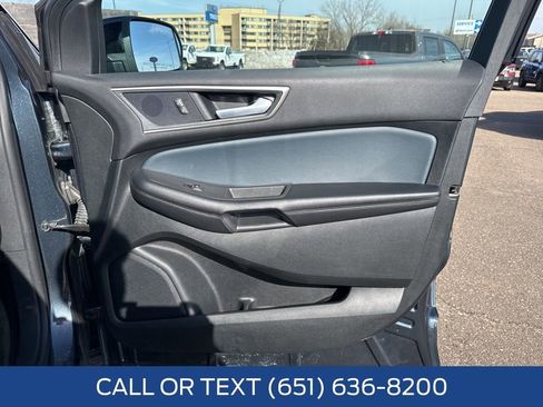 Used 2023 Ford Edge SEL w/ Sport Appearance Package image 39