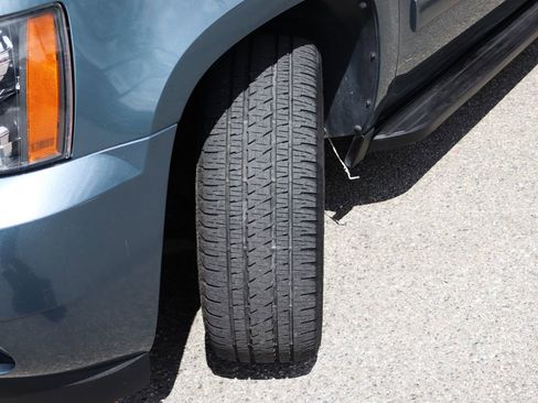 Used 2011 Chevrolet Avalanche LT RWD image 51