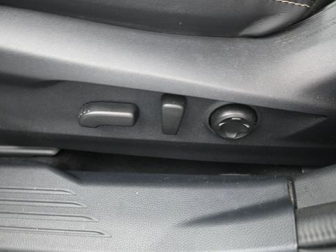 Certified 2025 Subaru Outback Limited AWD/4WD image 14