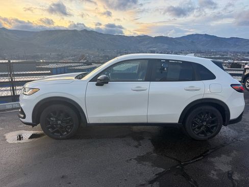 Certified 2023 Honda HR-V Sport image 1