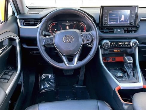 Used 2022 Toyota RAV4 Adventure image 5