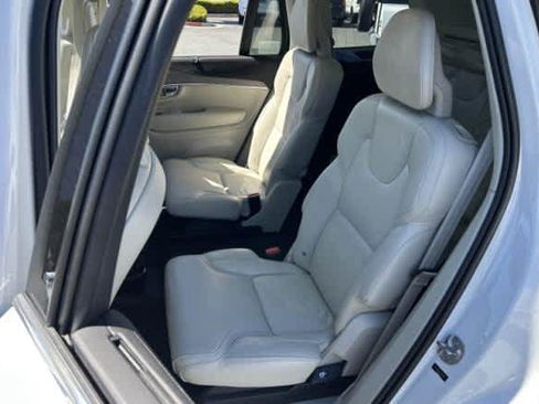 Used 2023 Volvo XC90 T8 Ultimate AWD/4WD image 5