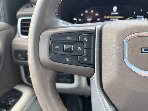 Used 2024 GMC Yukon Denali w/ Denali Reserve Package AWD/4WD image 19