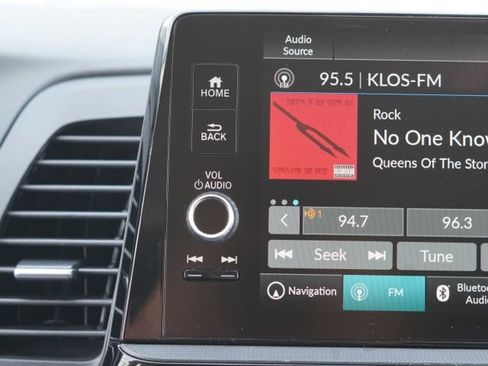 Used 2025 Honda Odyssey Touring image 21